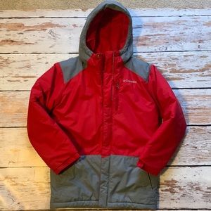 Columbia boys M 10-12 jacket. Perfect for the snow and cold weather. Red/Gray